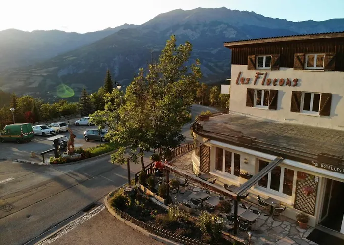 Les Flocons Hotel 2*